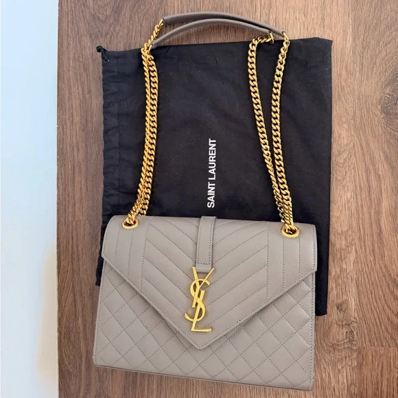 Yves Saint Laurent medium envelope bag - Picture 3 of 6